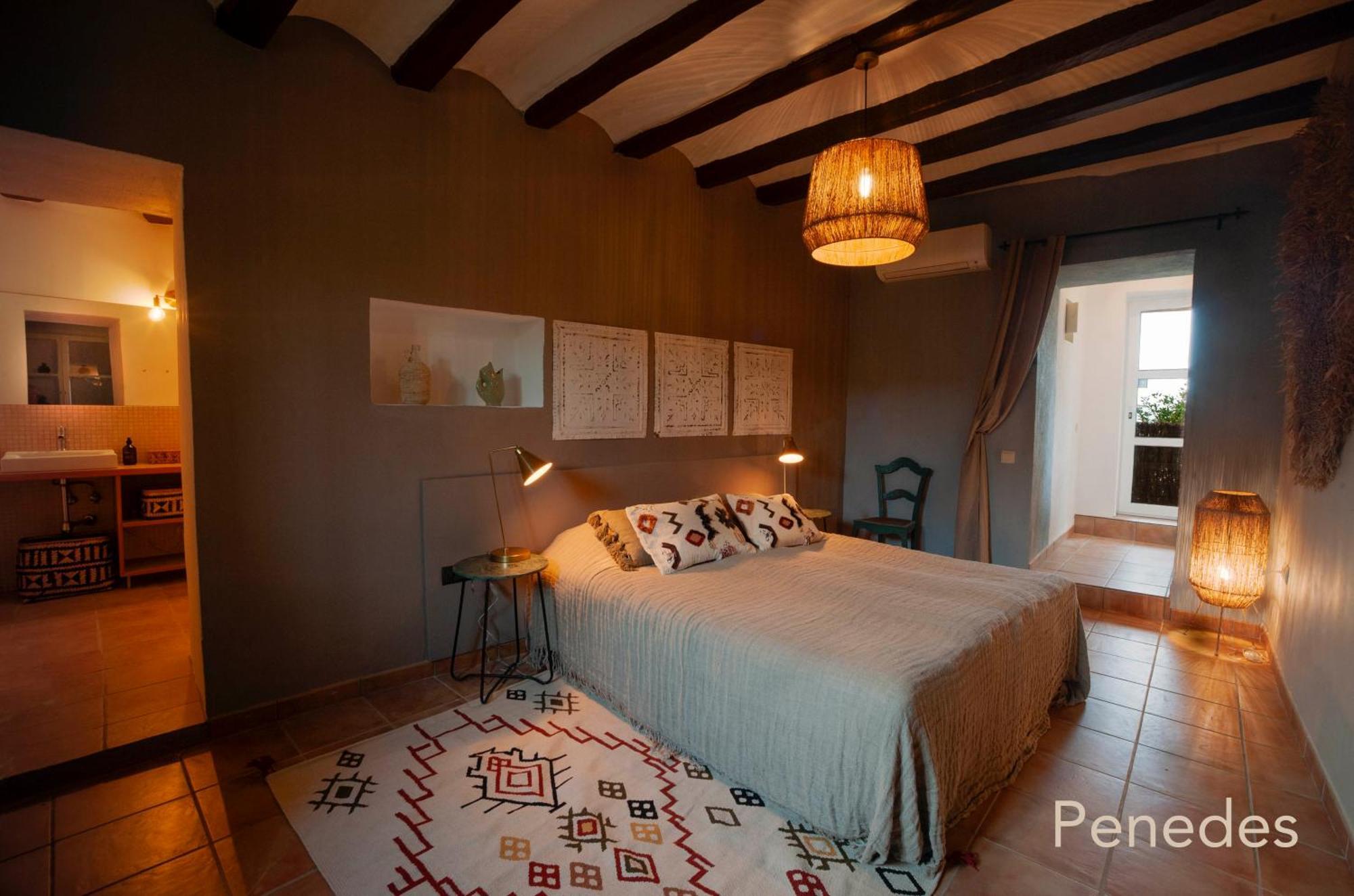 Cal Mestre Casa Rural Avinyonet del Penedes エクステリア 写真